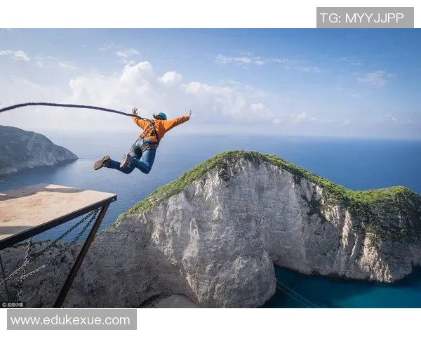 极限运动战术解析深圳极限运动队的快速进攻与团队协作策略 极限运动战术解析深圳极限运动队的快速进攻与团队协作策略